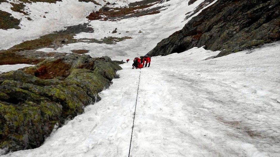 Tatry, Maďari, záchrana