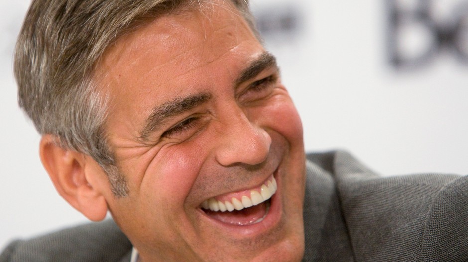 george clooney sa smeje