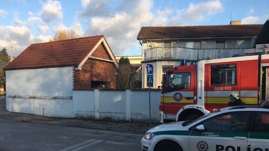 polícia, hasiči, Devínska Nová Ves