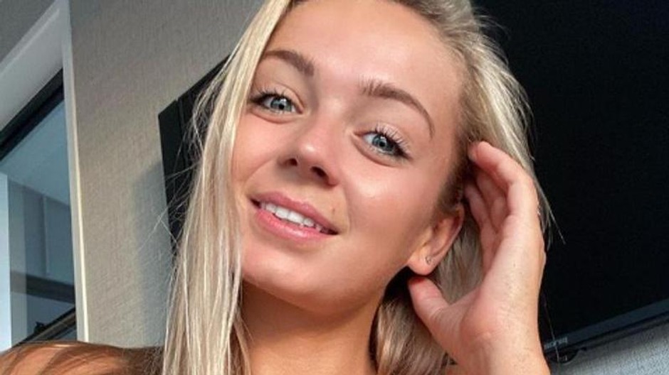 Lauren Kennedy 