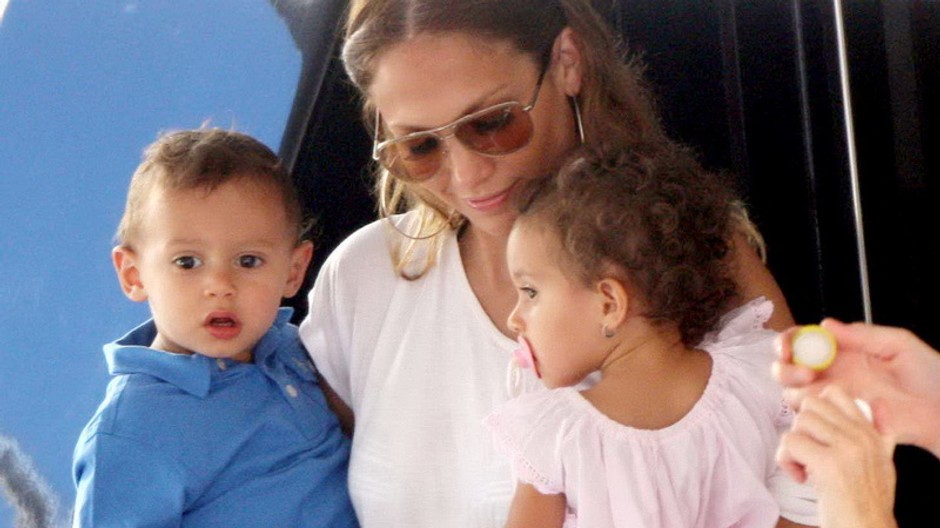 Jennifer Lopez s Maxom a Emme v náručí