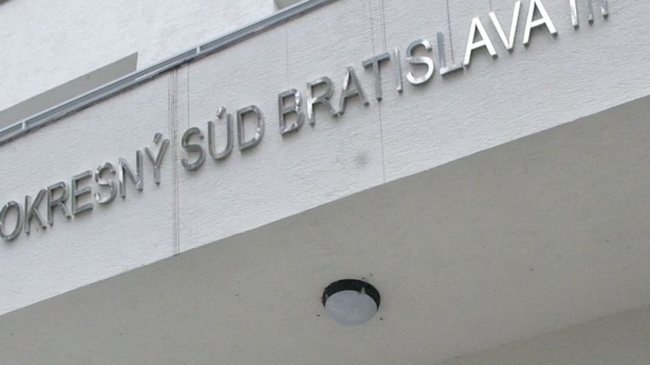 Okresný súd Bratislava III, nápis, budova časť