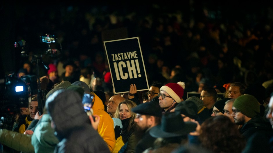 Protest proti zrušenie ÚŠP/ TASR