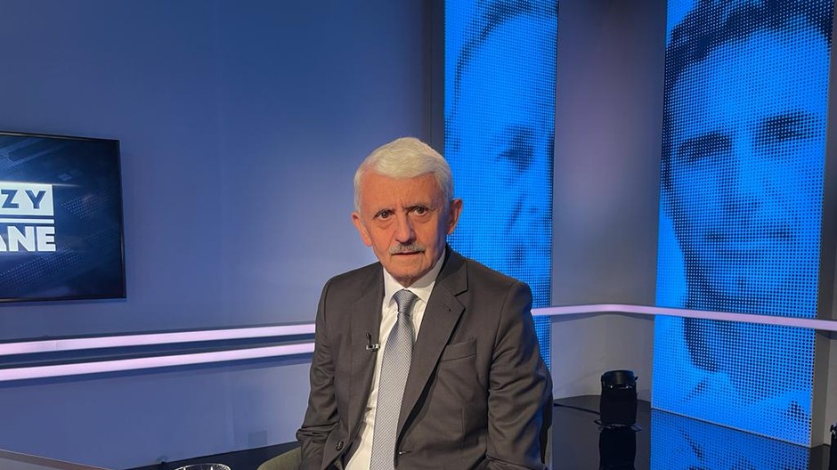 Analýzy Na hrane s Mikulášom Dzurindom