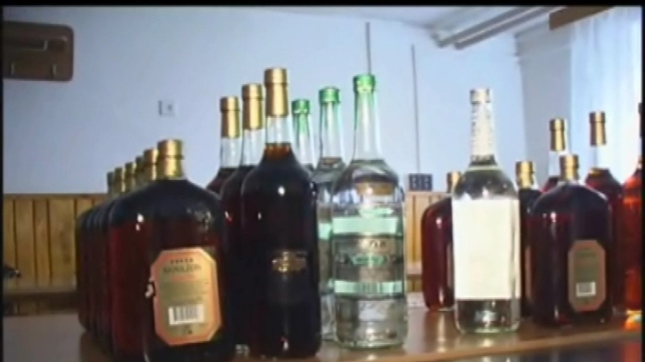 Alkohol na stole