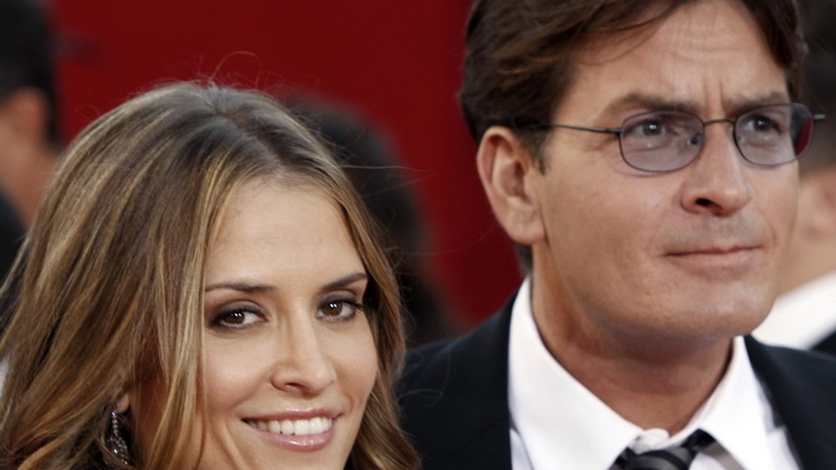 Charlie Sheen s manzelkou