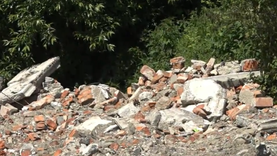 stavebny odpad sutiny bordel