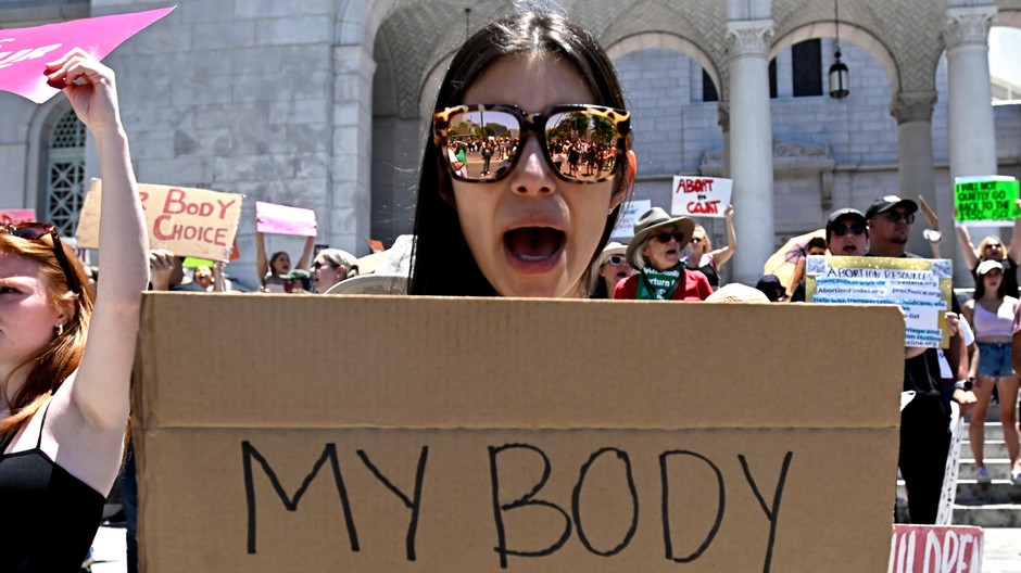 Najvyšší súd v USA zrušil ústavné právo na interrupcie