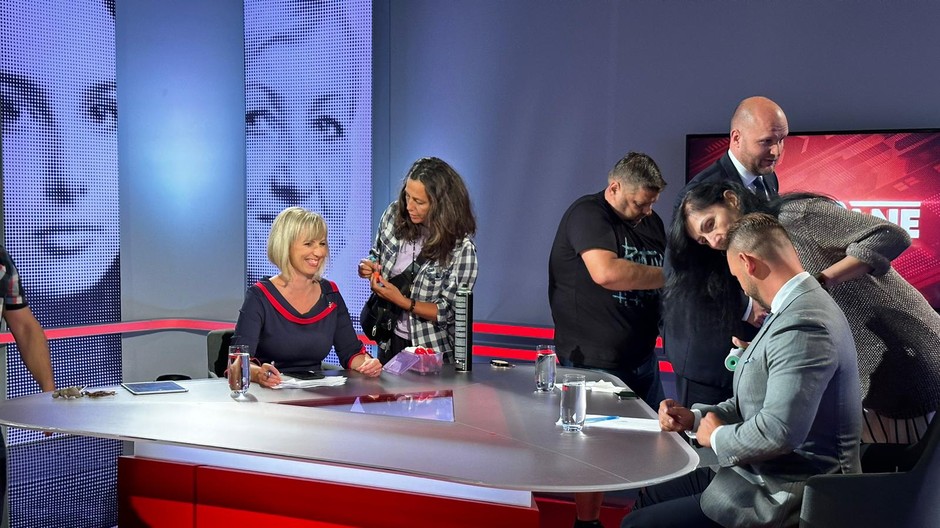 4a2b96d8-e251-4049-907c-9441b56ce145