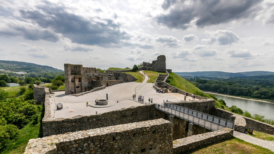 Hrad Devín il