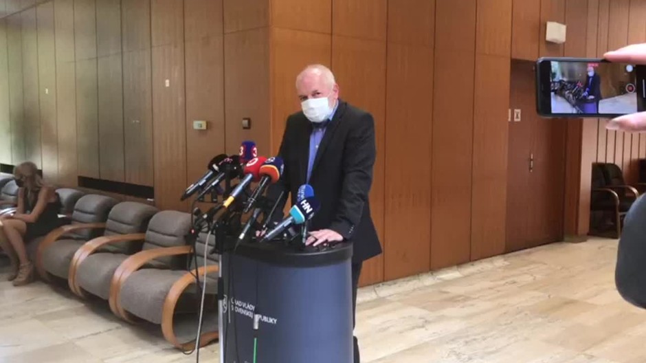 [multi] Ivan Husár o koronakríze 13643