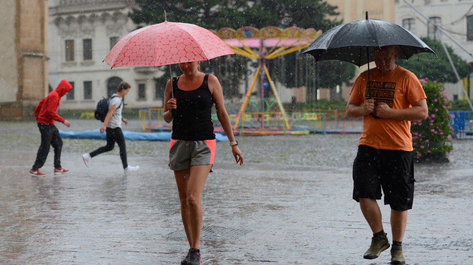 búrka dážď il (10)