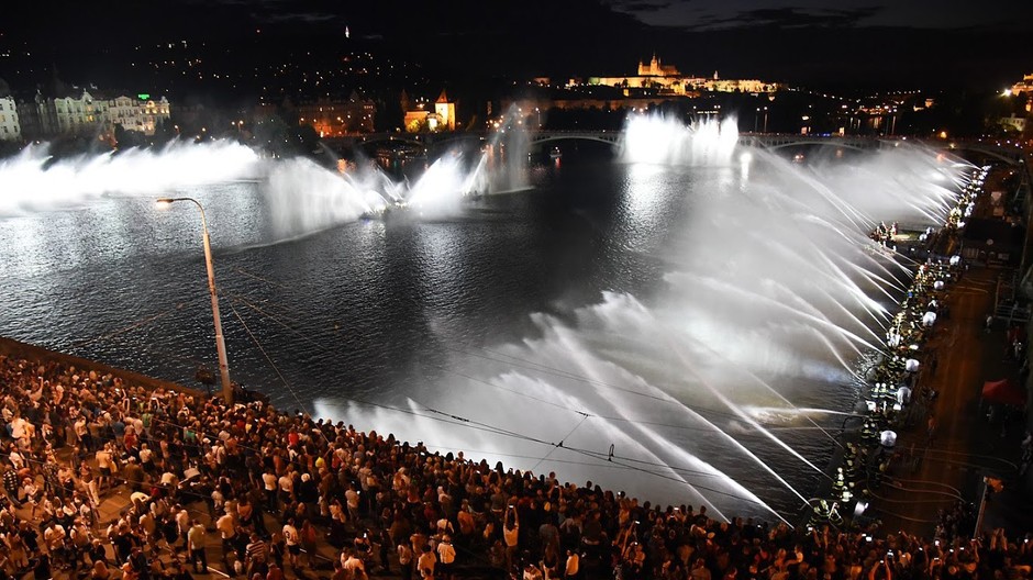 Fontána k výročiu Československa