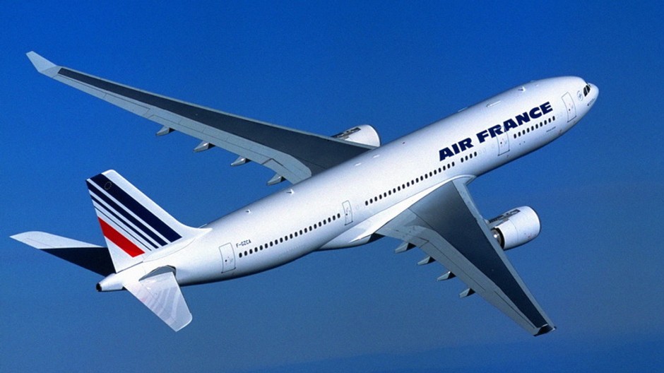 lietadlo air france na linke rio - paris ilustračné foto