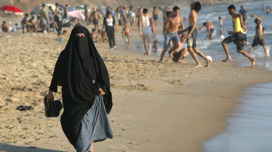 Moslimka v burkiny.jpg