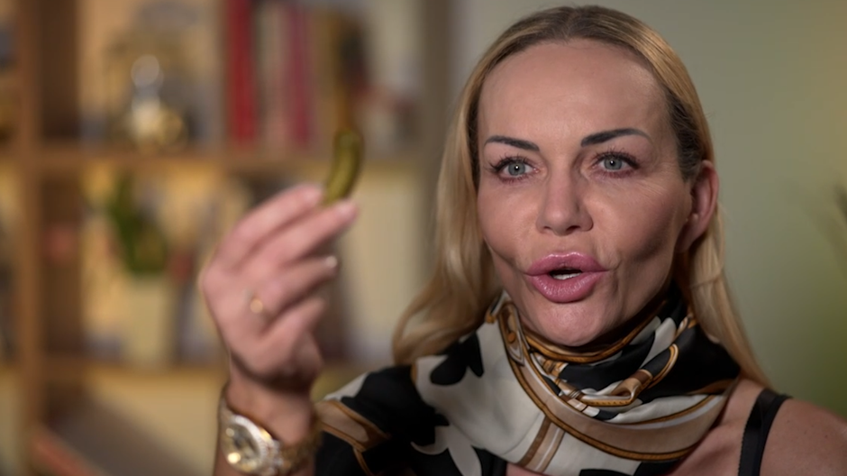 Monika a uhorka bez servitky