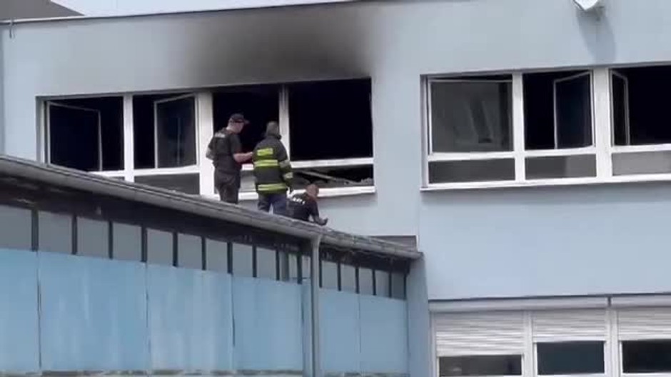 [multi] Požiar škola 10651