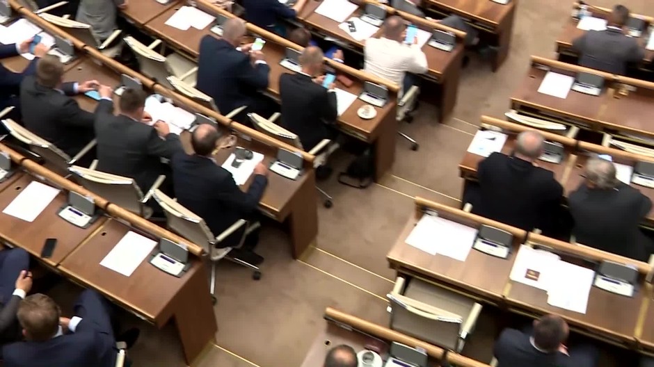 [multi] VSTUP Po klube OLaNO. 5509