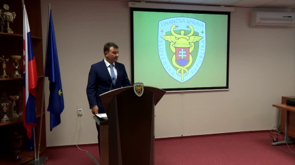 Finančná správa začína rozposielať daňovníkom priateľské upozornenia152