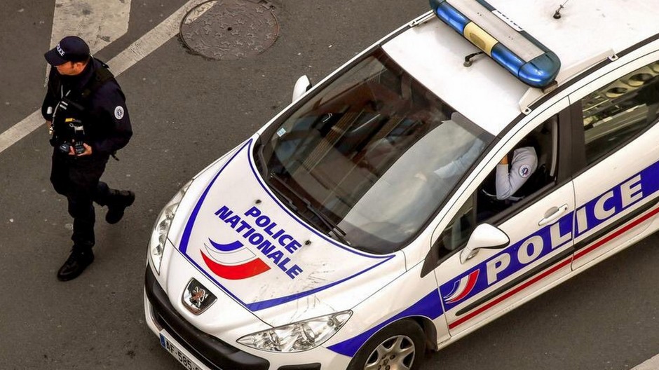 Útok, pri Paríži, jeden mŕtvy, polícia