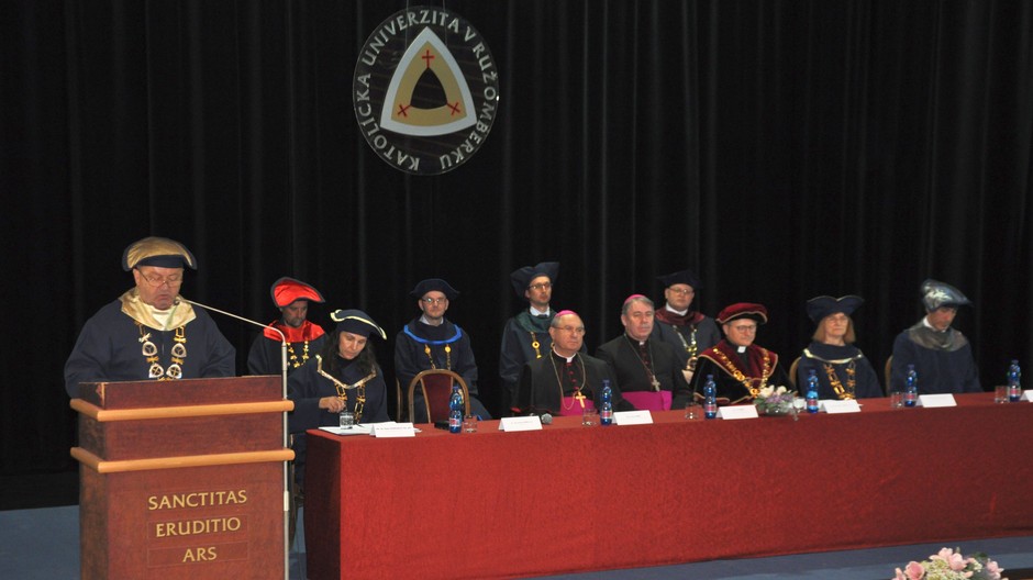 PR_zvrk katolicka univerzita koniec roka 4