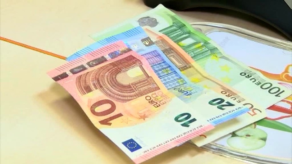 KN falosne bankovky1715