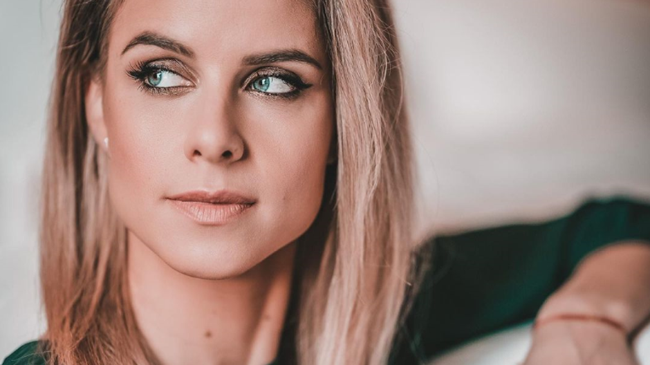 nela pociskova