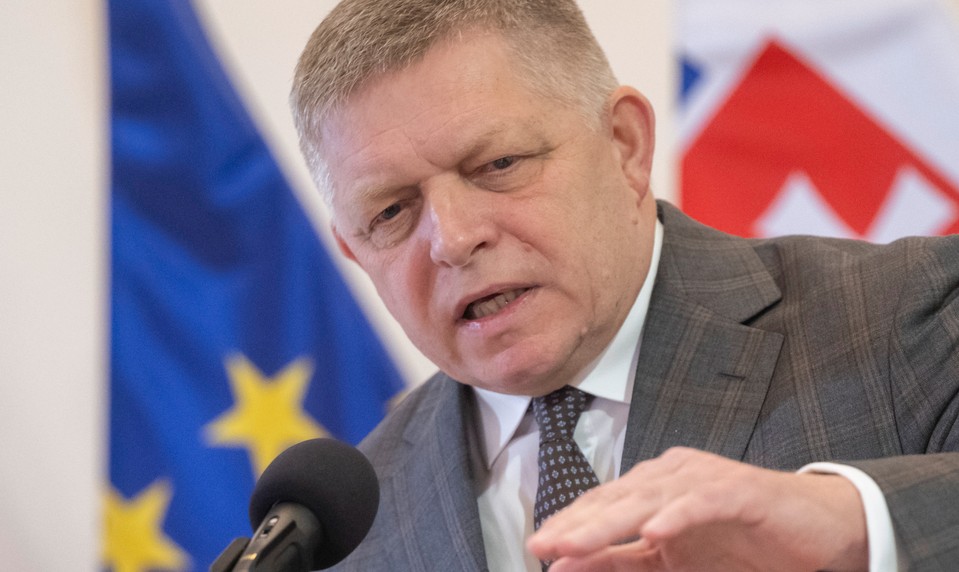 Litva a Lotyšsko nedovolia premiérovi preletieť cez ich územie pri lete do Moskvy