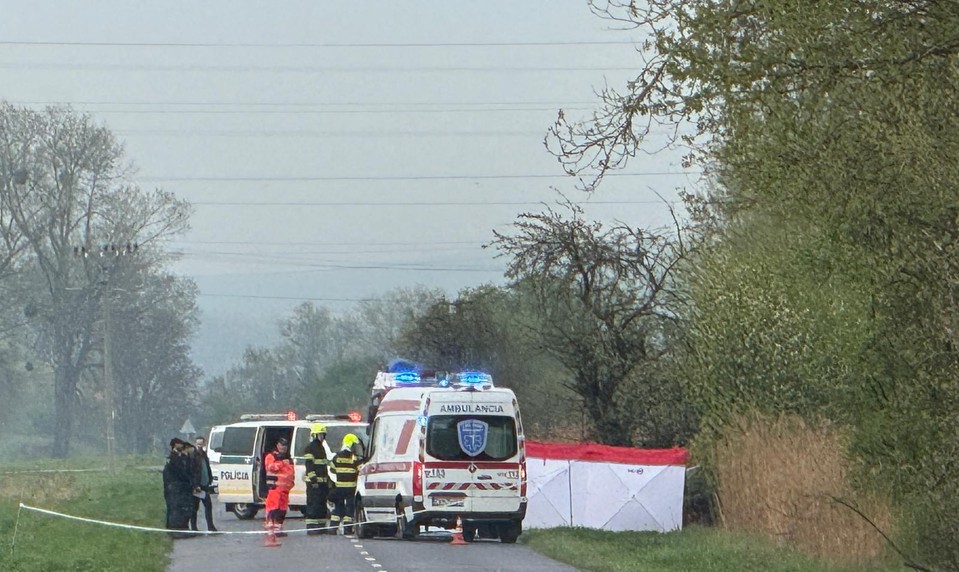 Tragická nehoda pri Senici: Čelná zrážka si vyžiadala dva životy