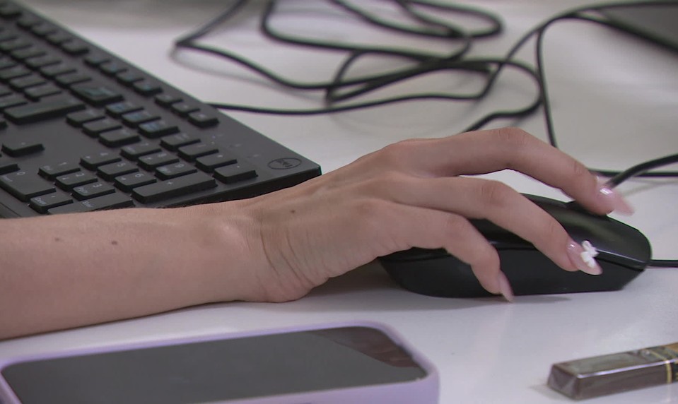 Strach o miesto? Analytici odhalili, že PN-ky pri úradníkoch rastú po komunálnych voľbách