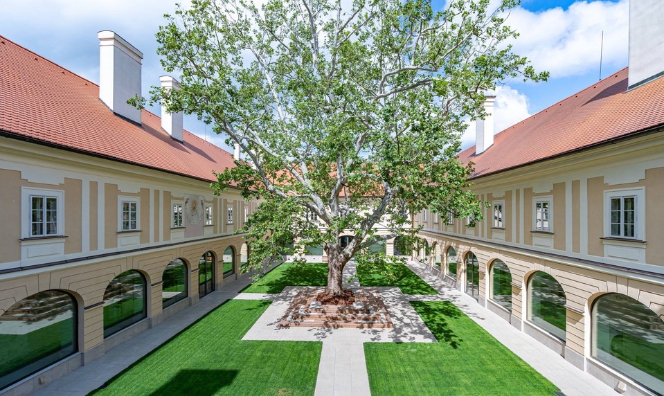 FOTO pred a po rekonštrukcii: V Žiari nad Hronom opäť môžete navštíviť kaštieľ