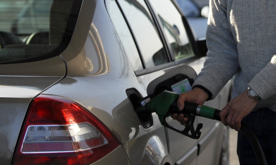 Nafta pre cudzincov bude ešte drahšia. Slovensko zavádza nové dvojité ceny