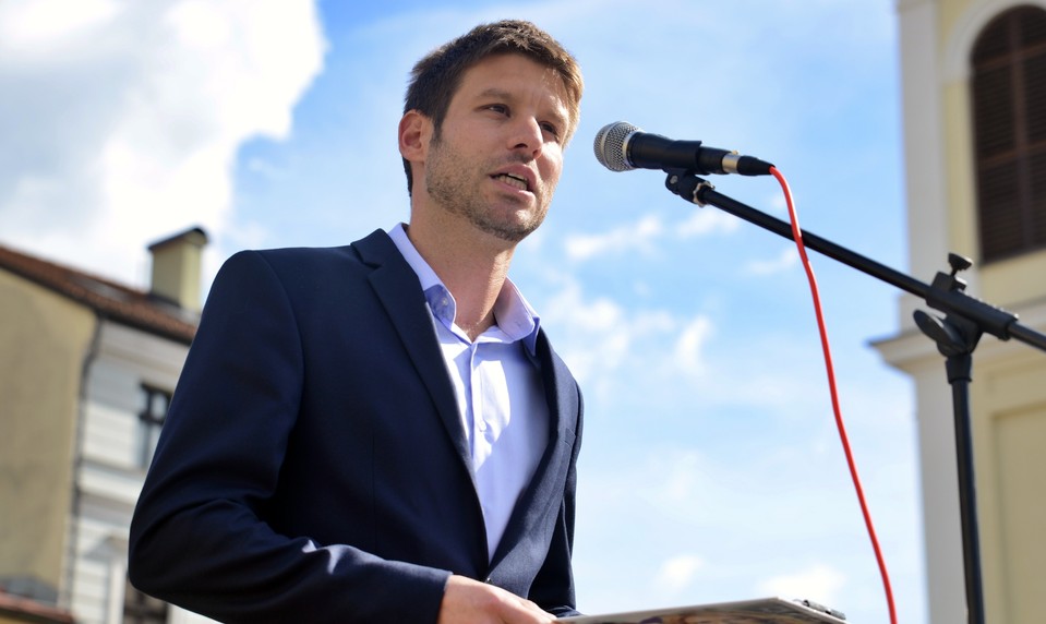 OTVORENE s Michalom Šimečkom (PS): Obávam sa, že pred voľbami sa bude násilie ešte zhoršovať