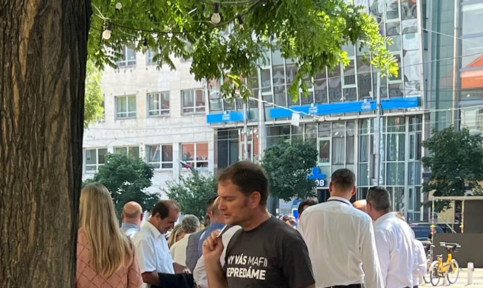 OĽaNO opäť perlilo: V sekcii povolanie uvádza vieru v ideály, ale aj vyznávanie environmentálnych hodnôt