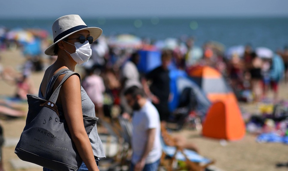 Pandemická situácia v Európe sa zhoršuje. Pozrite si prehľad opatrení v obľúbených dovolenkových destináciách