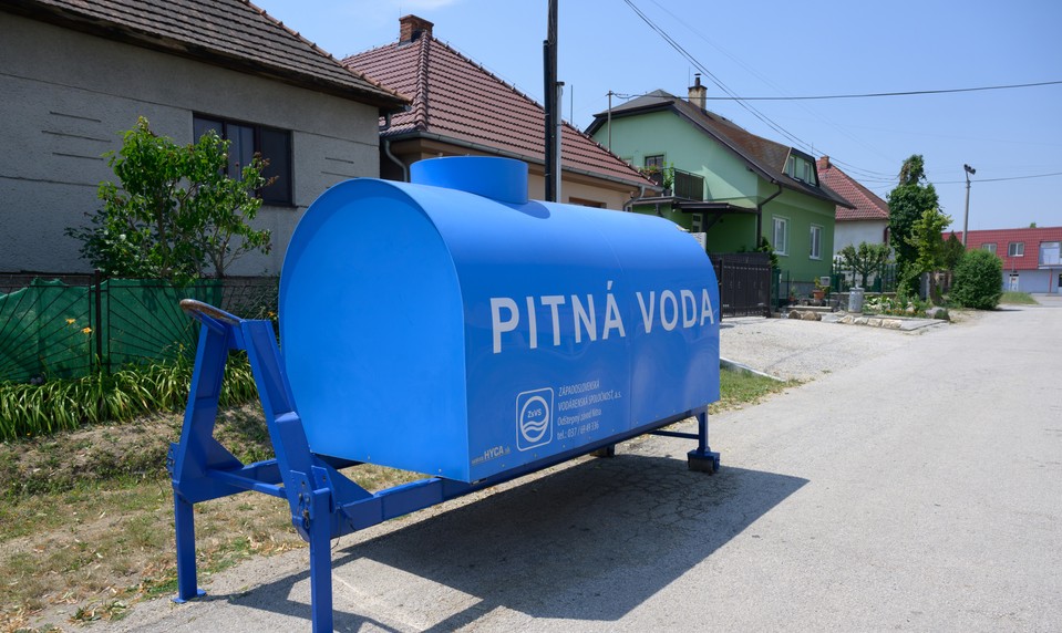 Viac ako 30 obcí v Nitrianskom a Trnavskom kraji bojuje s nedostatkom vody