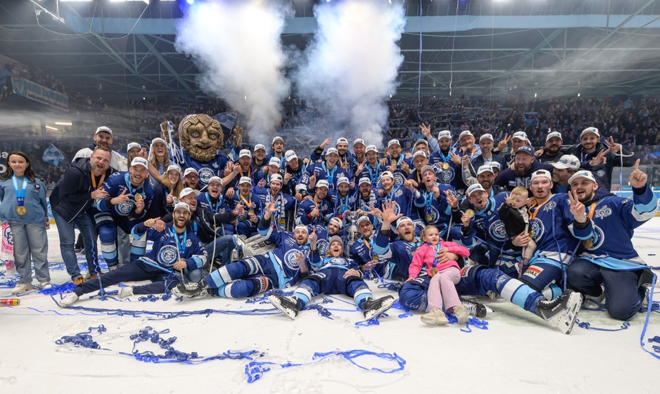 ŠTARTUJE hokejová extraliga, titul obhajuje Nitra, favoritmi Slovan či Žilina