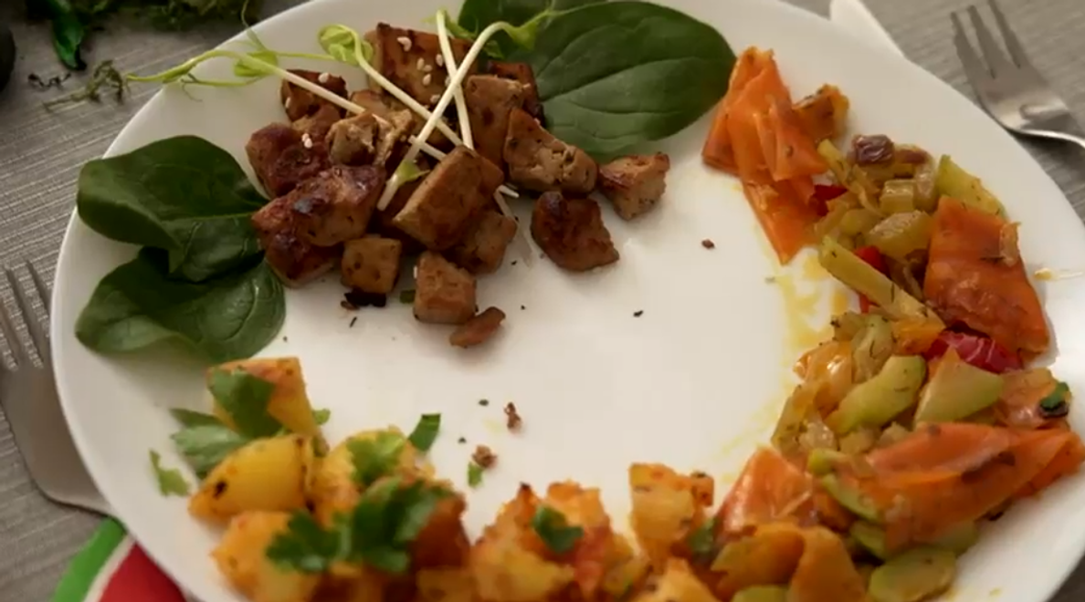 Hlavné jedlo: Živeli