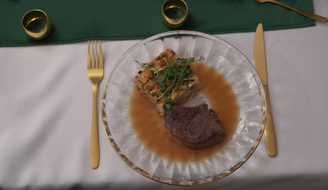 Hlavné jedlo: Tŕnistý posed