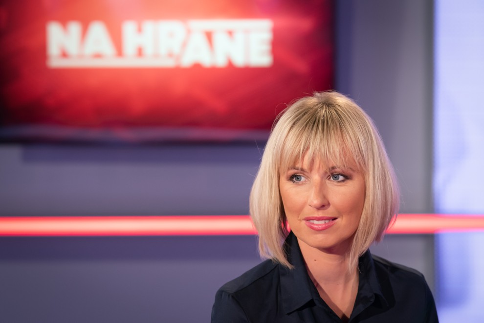 Kandidatúra Ivana Korčoka i situácia v SIS a polícii: Kto prijal pozvanie do relácie Na hrane?